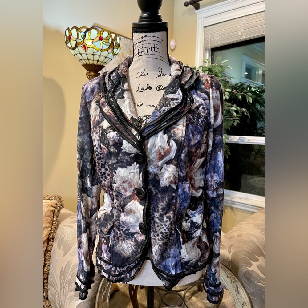 Paris Jacket - Picture 1 of 2